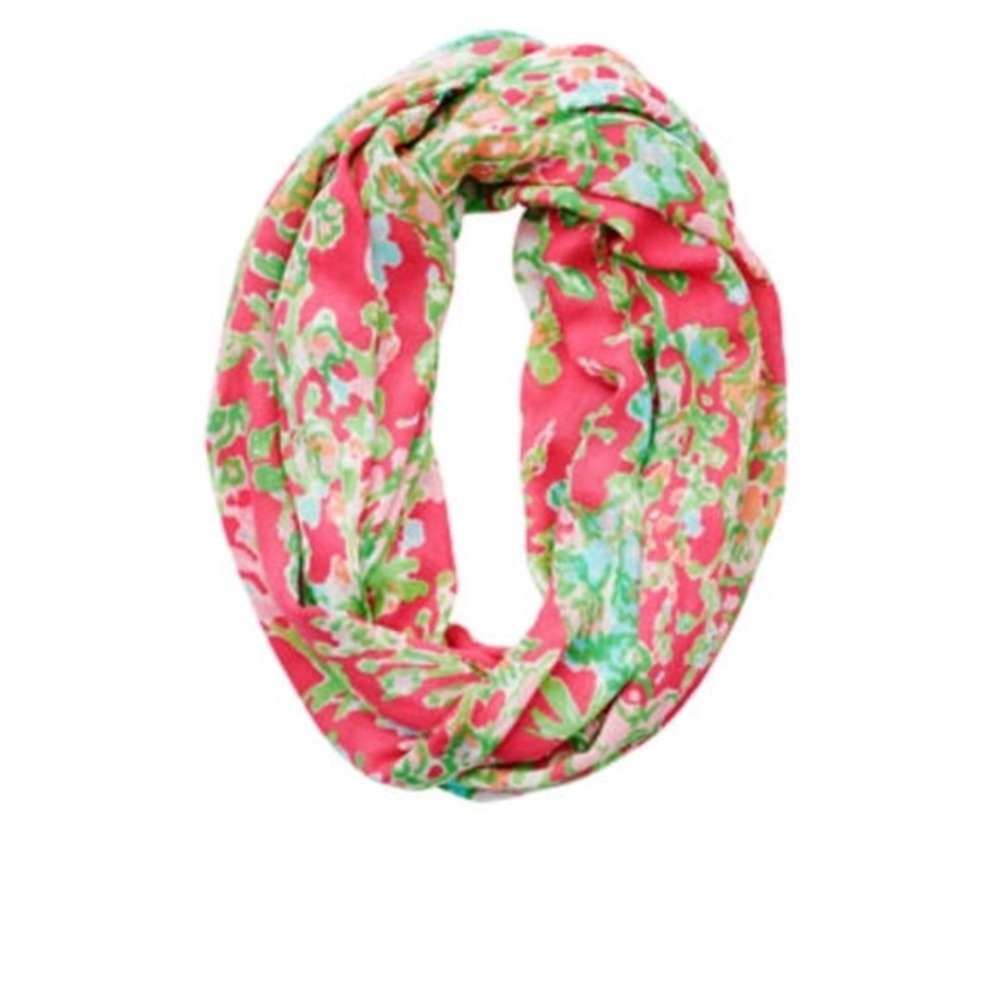 NWT Lilly Pulitzer southern charm infinity scarf!
